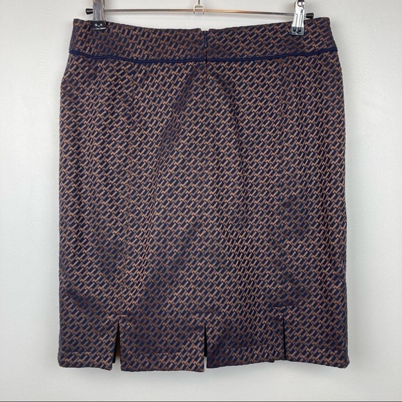 JULIANNA COLLEZIONE Blue/Tan Pencil Skirt with Petal Hem - Picture 8 of 16